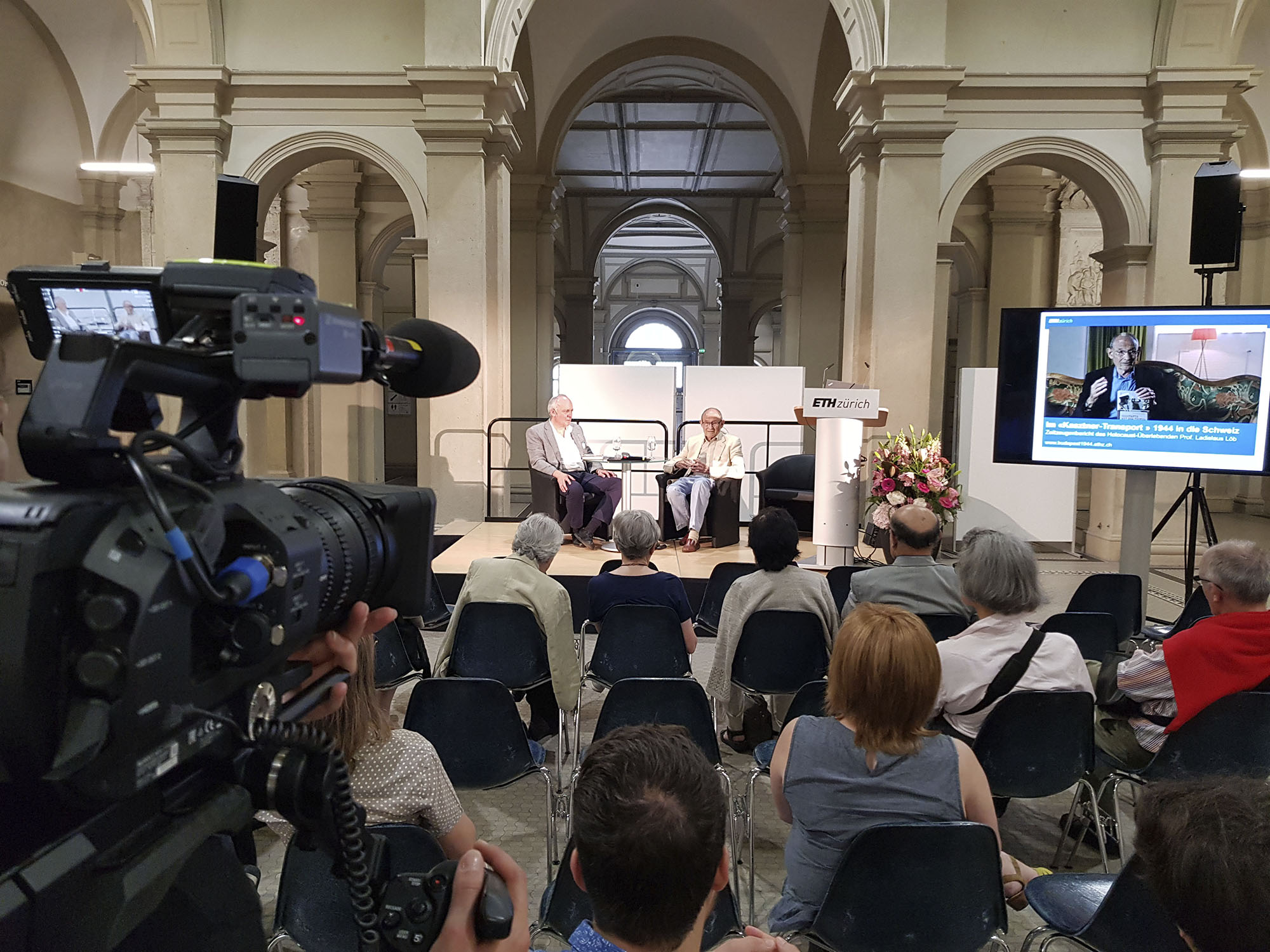 Foto eines öffentlichen Zeitzeugengespräch am Kulturerbetag im ETH-Hauptgebäude, 3. Juni 2018